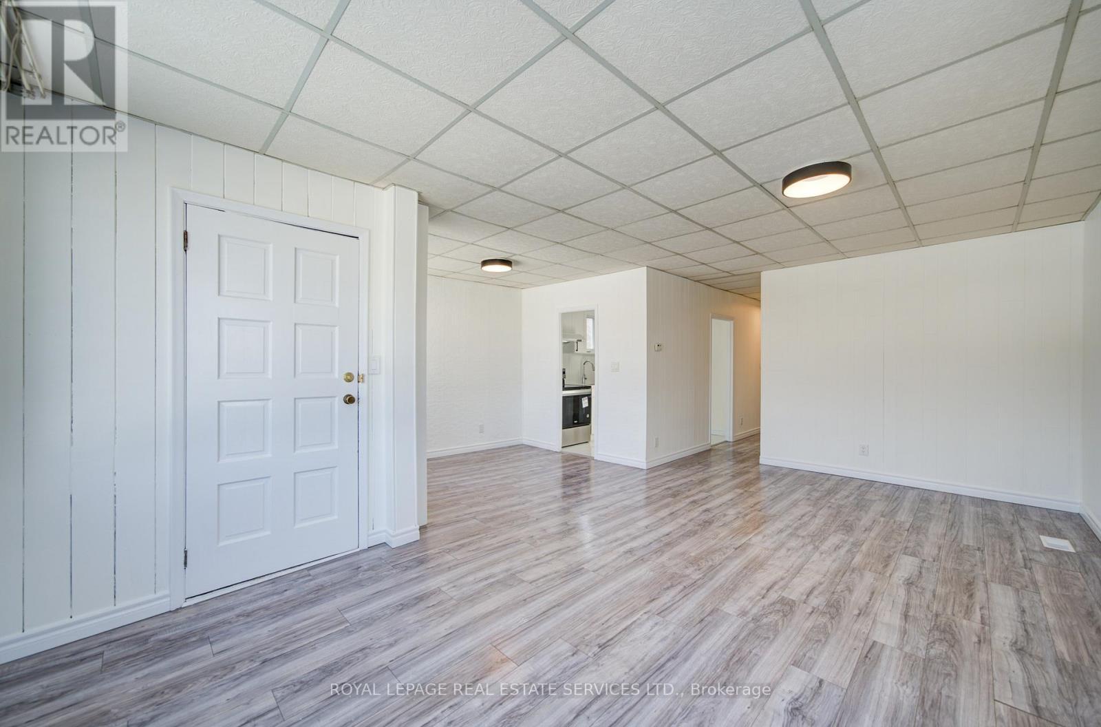 1054 East Avenue, Mississauga, ON - Indoor Photo Showing Other Room