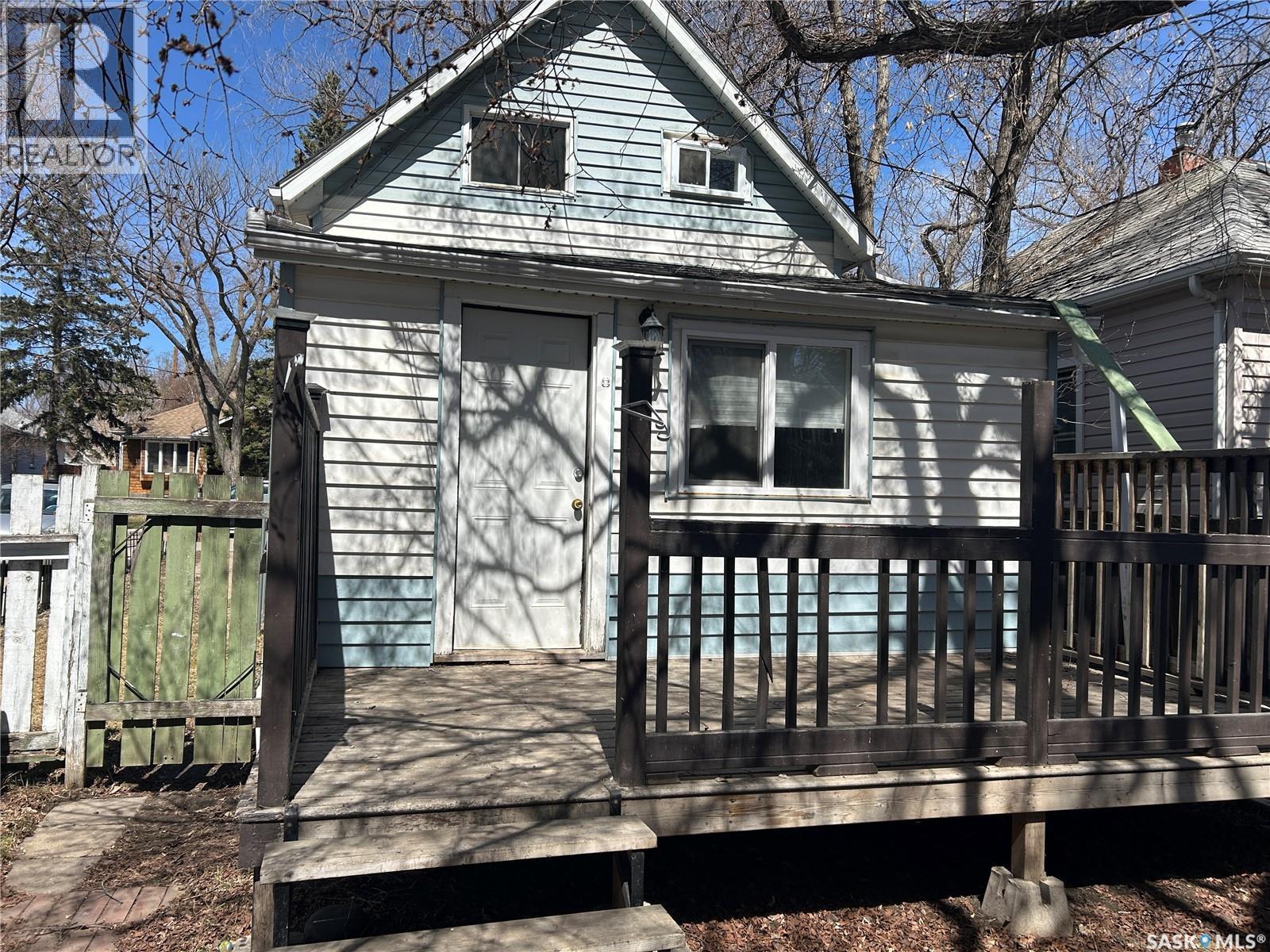 607 28Th Street W, Saskatoon, SK - Outdoor
