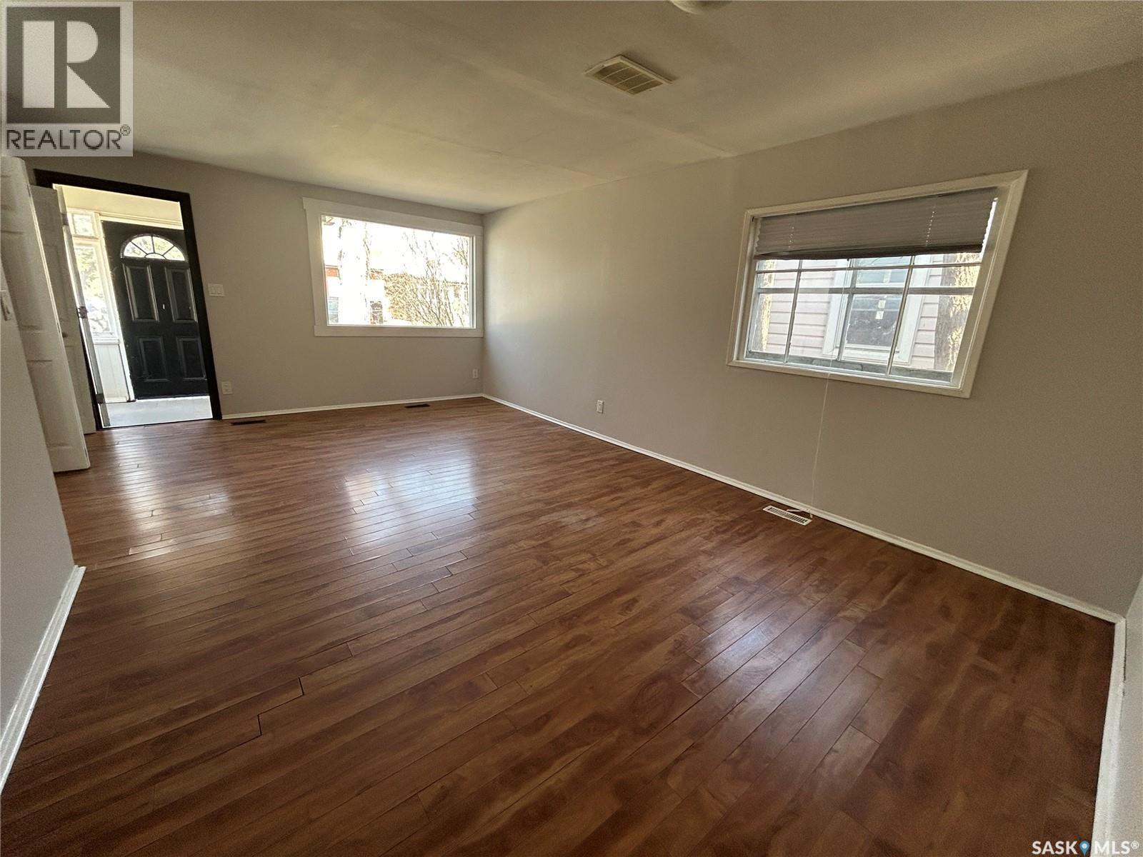 607 28Th Street W, Saskatoon, SK - Indoor Photo Showing Other Room