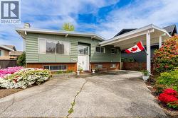 7055 KITCHENER STREET Burnaby, BC V5A 1K8
