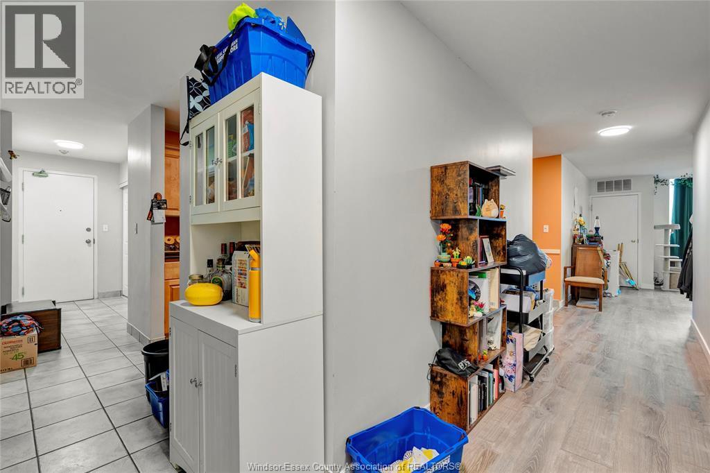 540 Ouellette Unit# 7B, Windsor, ON - Indoor Photo Showing Other Room