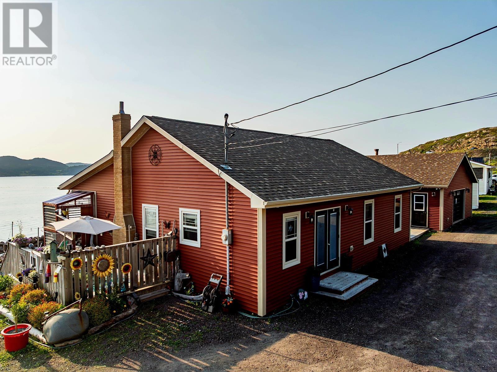 Main house - 8, 8A, 10 Main Street, Twillingate, NL
