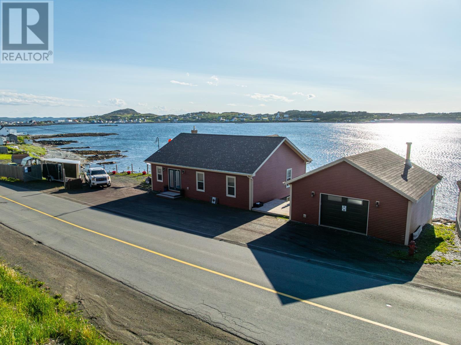 house and garage - 8, 8A, 10 Main Street, Twillingate, NL