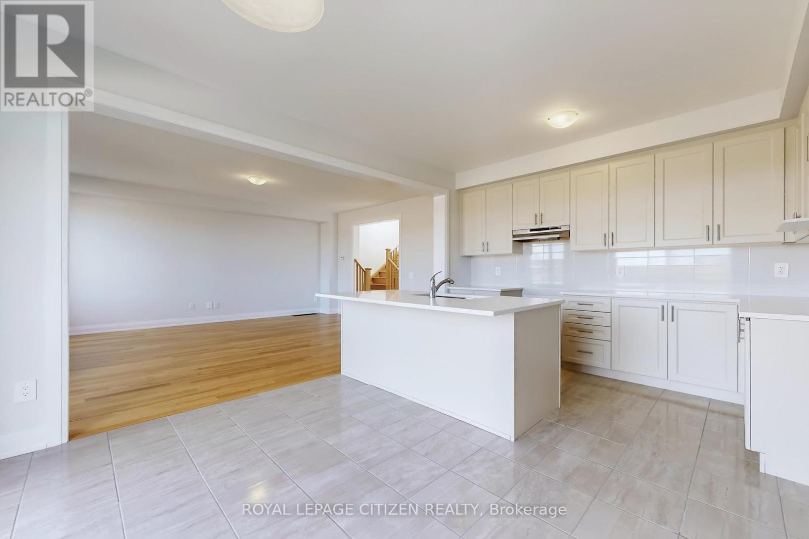 193 St. Joseph Road, Kawartha Lakes, ON - Indoor Photo Showing Kitchen With Double Sink