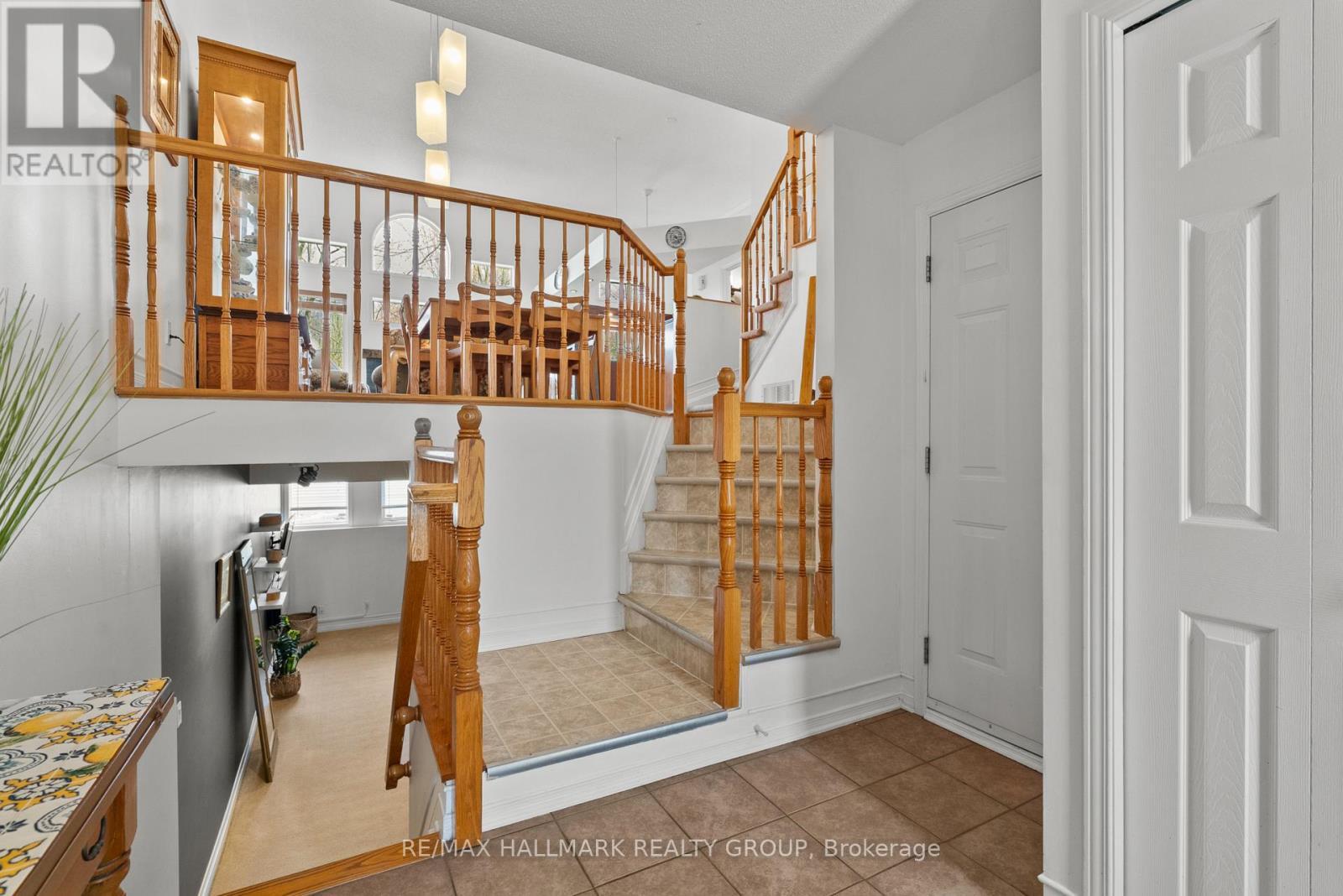 243 Gladeview Private, Ottawa, ON