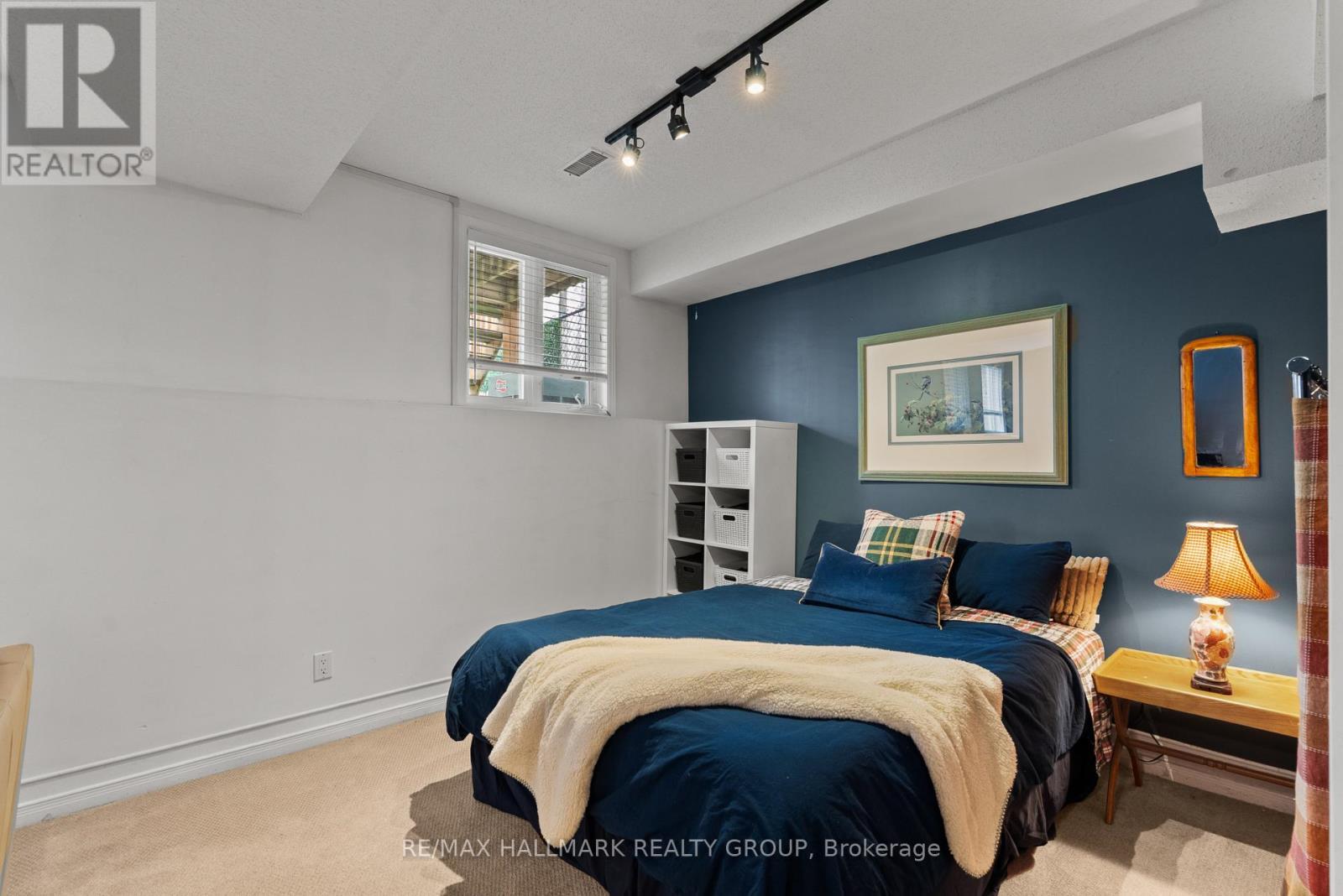 243 Gladeview Private, Ottawa, ON