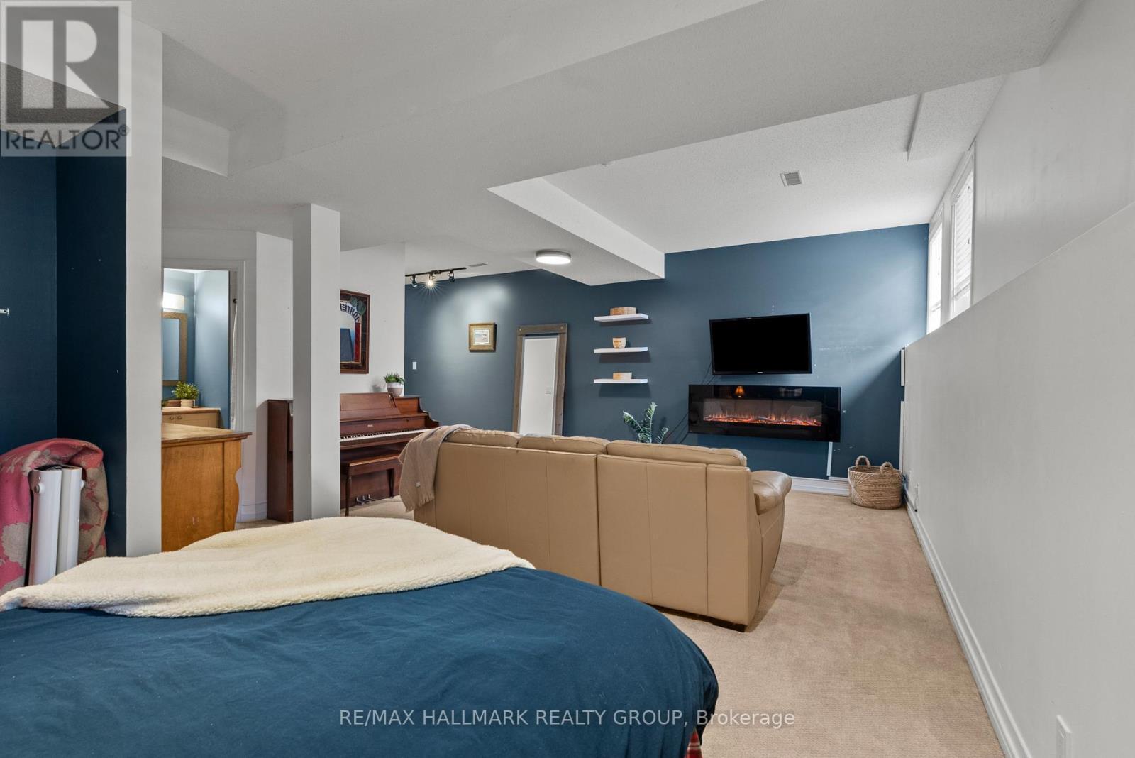 243 Gladeview Private, Ottawa, ON