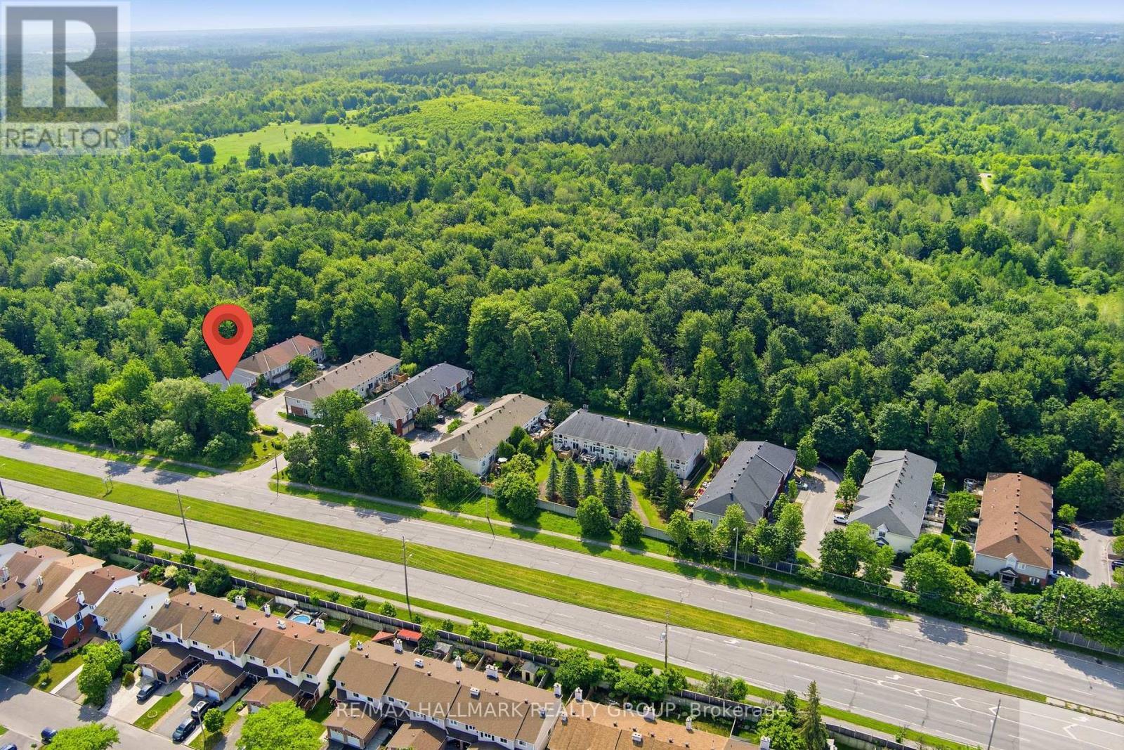 243 Gladeview Private, Ottawa, ON