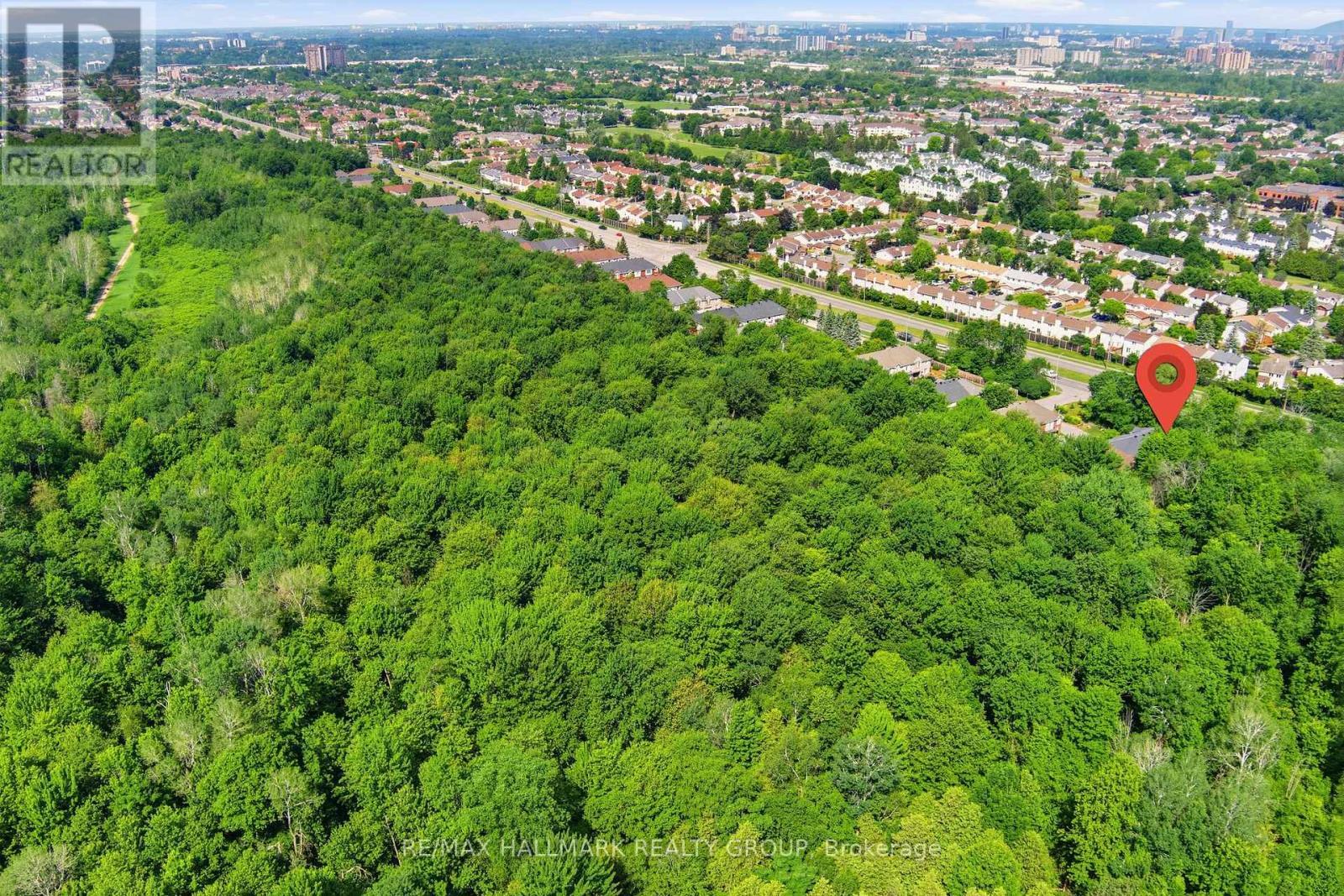 243 Gladeview Private, Ottawa, ON