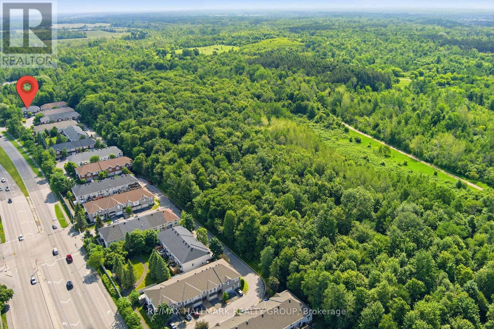 243 Gladeview Private, Ottawa, ON