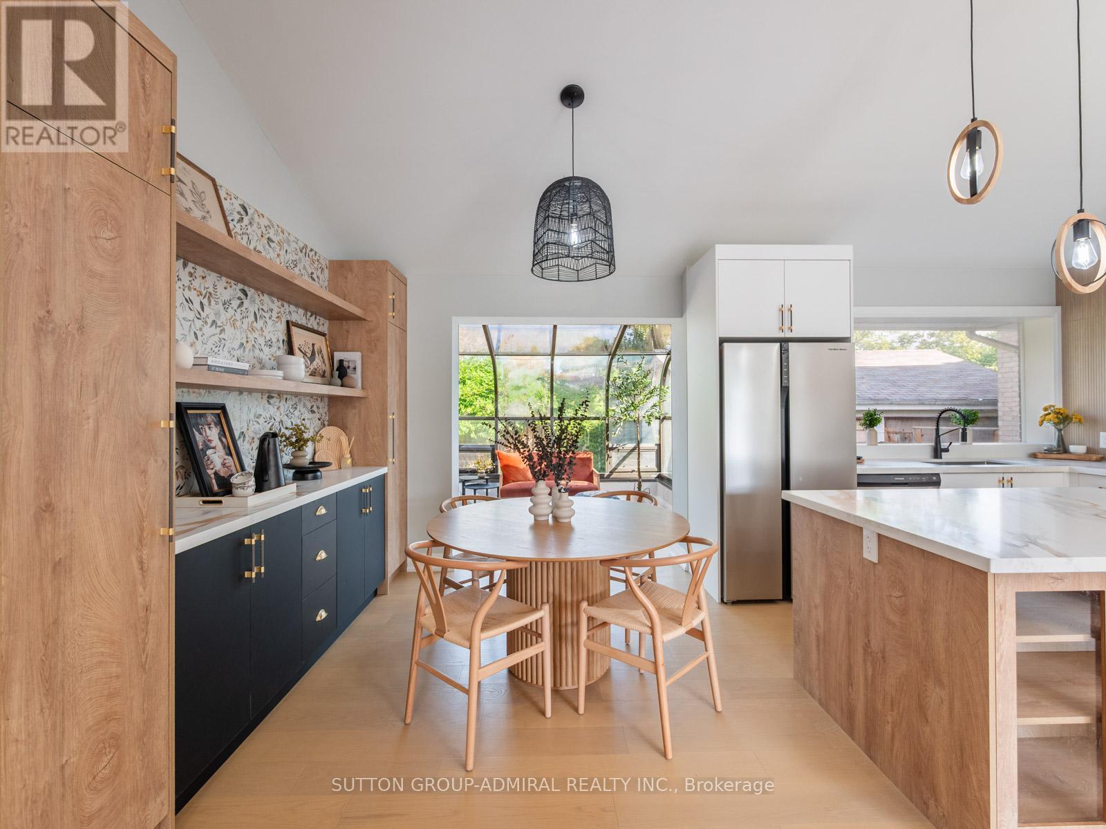 393 Paliser Crescent S, Richmond Hill, ON - Indoor