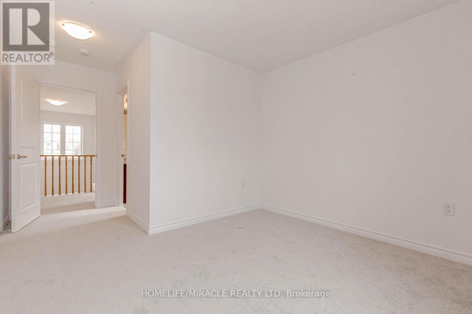 2 Doc Logheed Avenue, Southgate, ON - Indoor Photo Showing Other Room