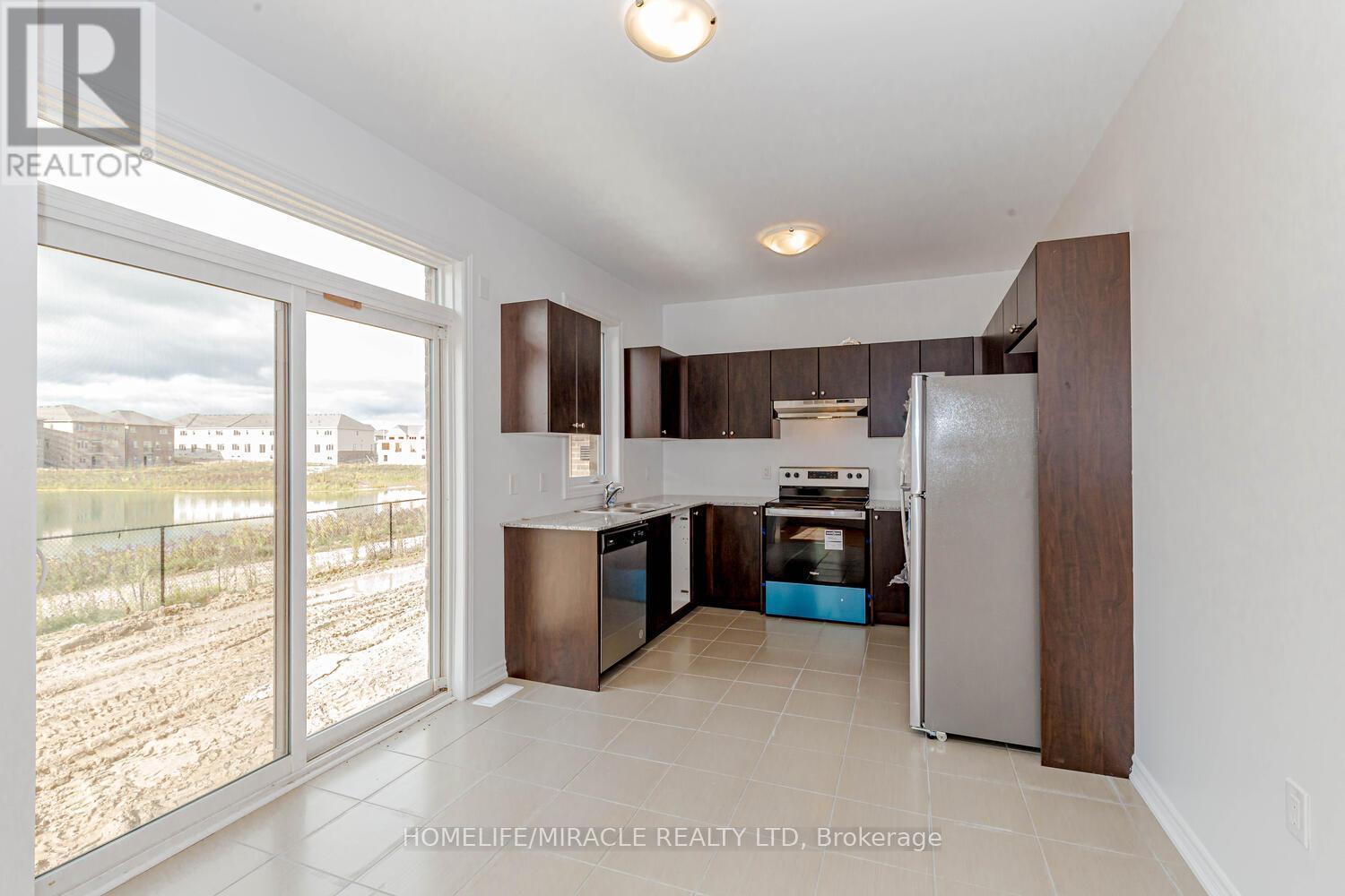 2 Doc Logheed Avenue, Southgate, ON - Indoor Photo Showing Kitchen