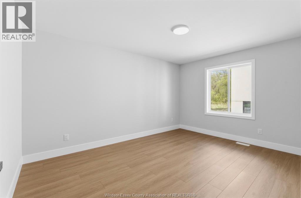 2144 Daytona, Windsor, ON - Indoor Photo Showing Other Room