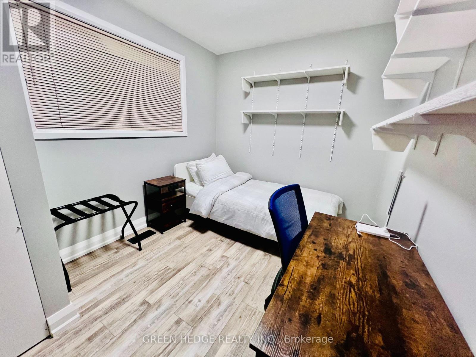 34 Stanley Avenue, Kitchener, ON - Indoor Photo Showing Bedroom