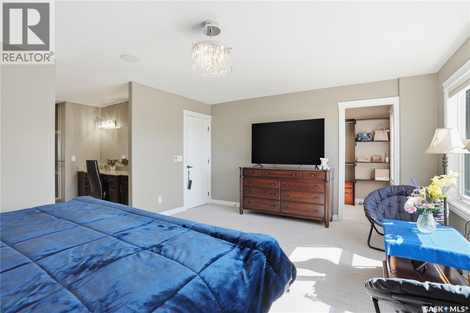 102 Thode Avenue, Saskatoon, SK - Indoor Photo Showing Bedroom
