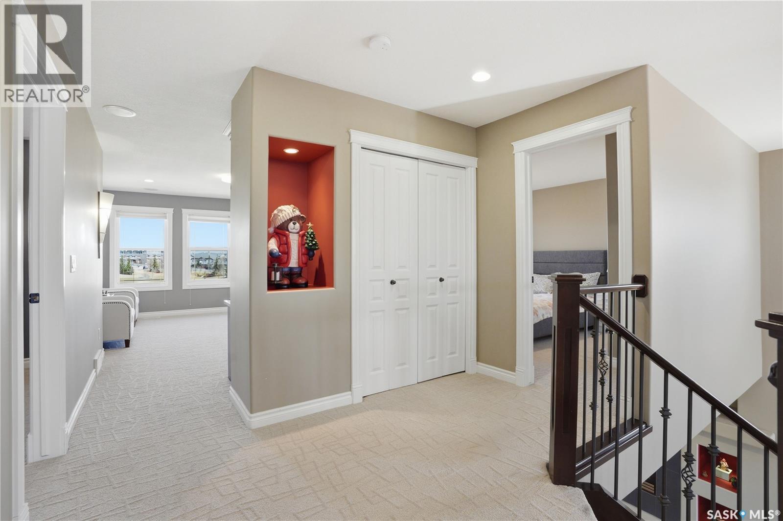 102 Thode Avenue, Saskatoon, SK - Indoor Photo Showing Other Room