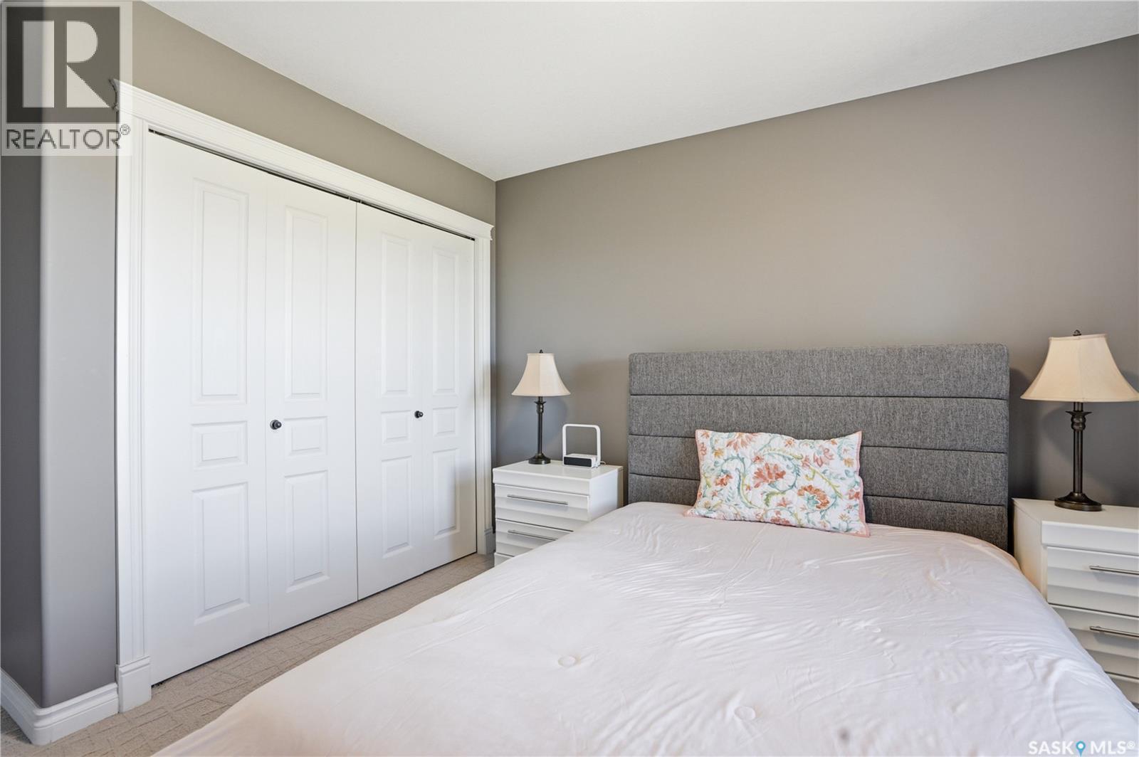 102 Thode Avenue, Saskatoon, SK - Indoor Photo Showing Bedroom