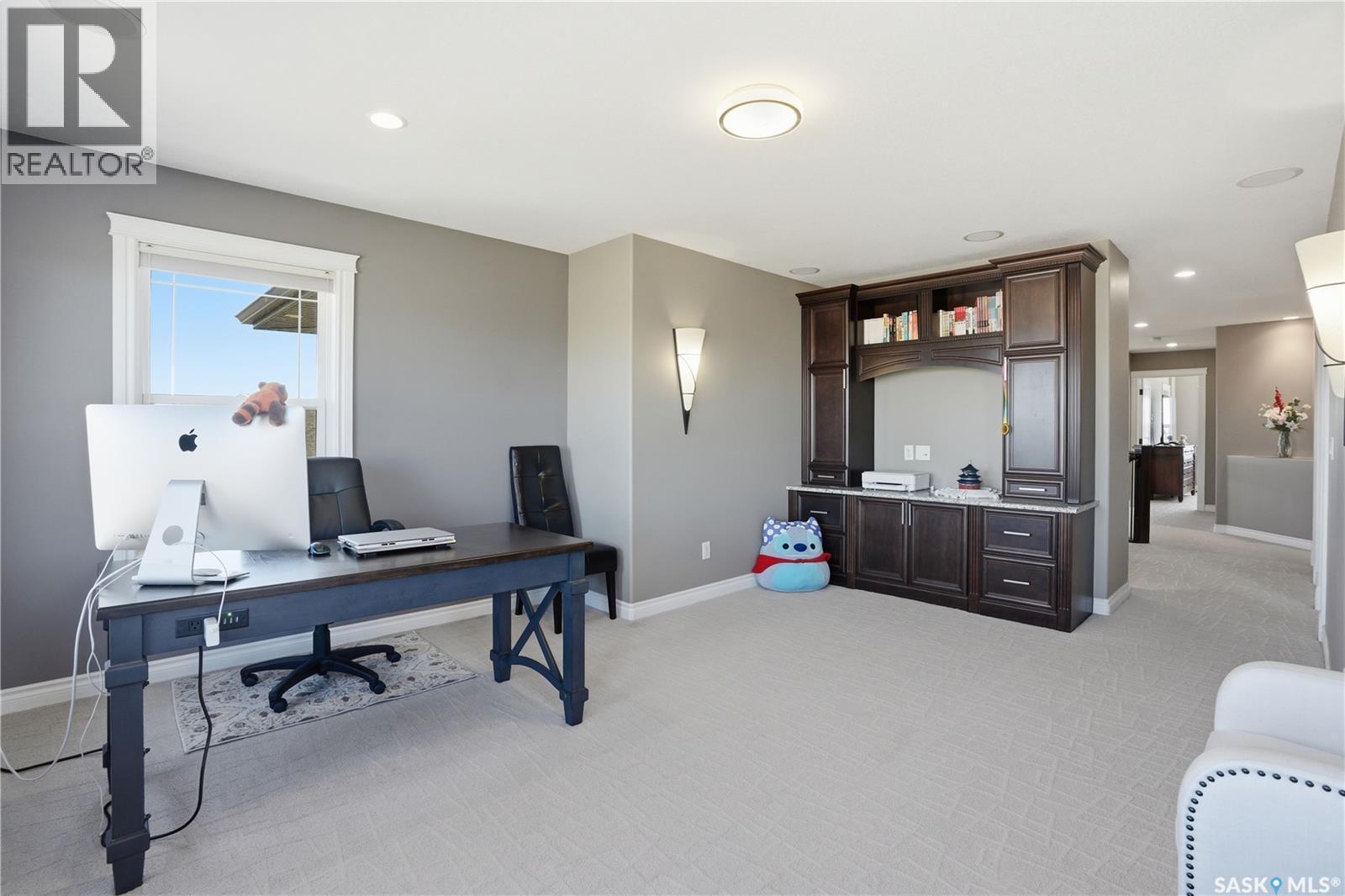 102 Thode Avenue, Saskatoon, SK - Indoor Photo Showing Office