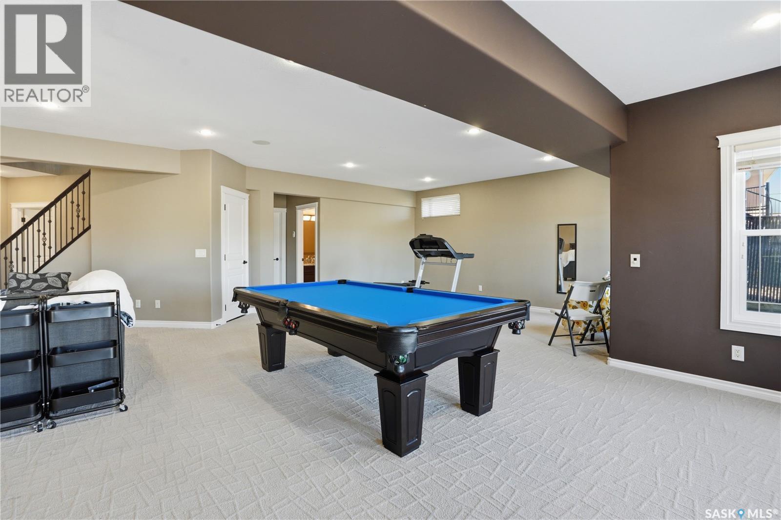 102 Thode Avenue, Saskatoon, SK - Indoor Photo Showing Other Room