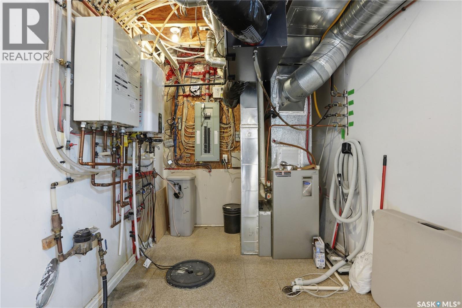 102 Thode Avenue, Saskatoon, SK - Indoor Photo Showing Basement