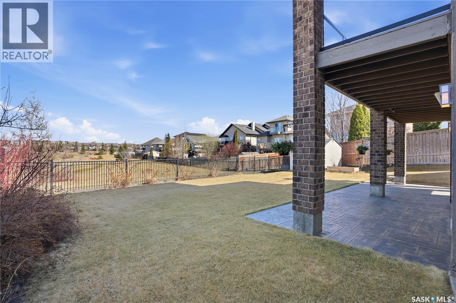102 Thode Avenue, Saskatoon, SK - Outdoor