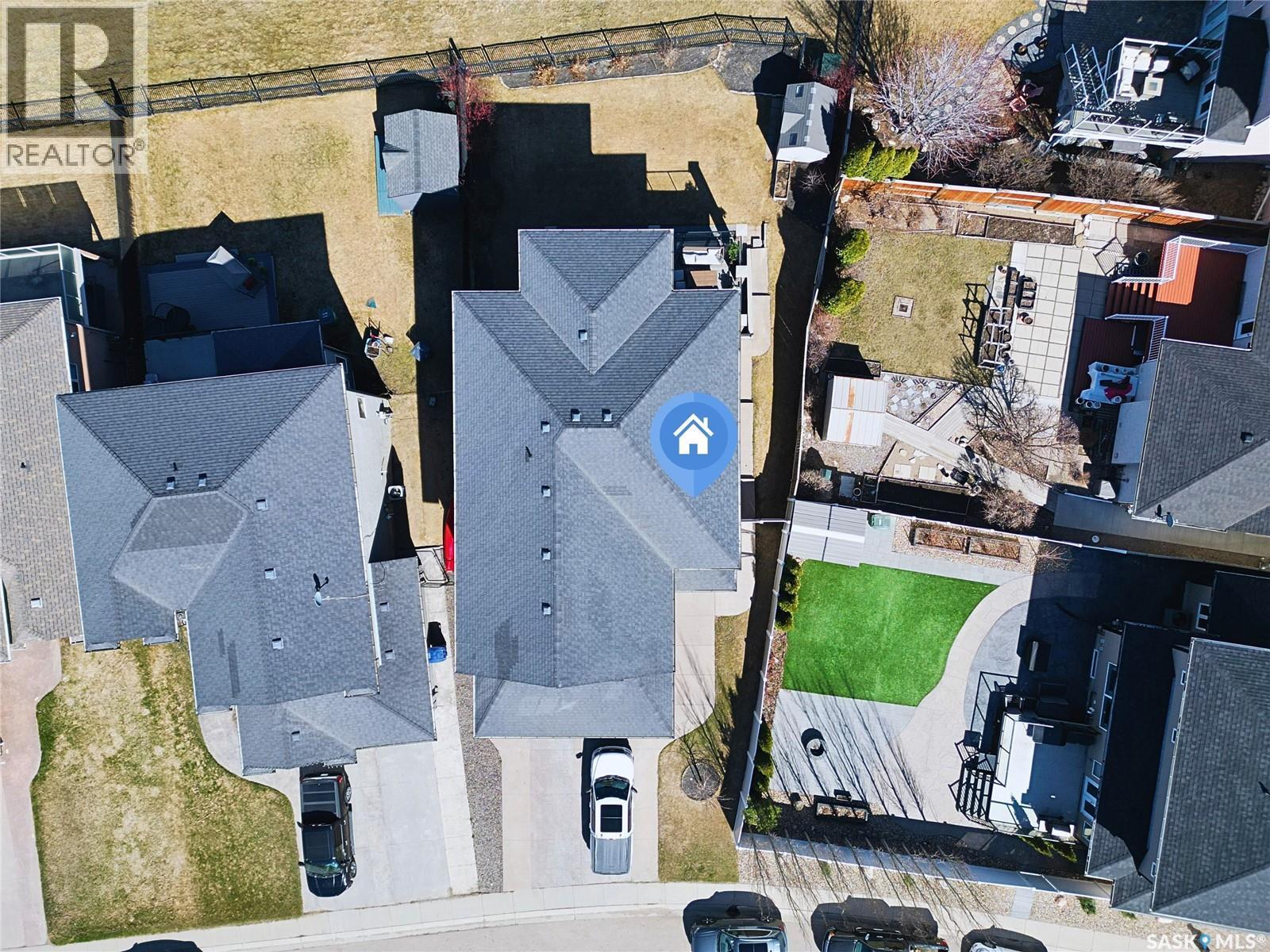 102 Thode Avenue, Saskatoon, SK - Outdoor
