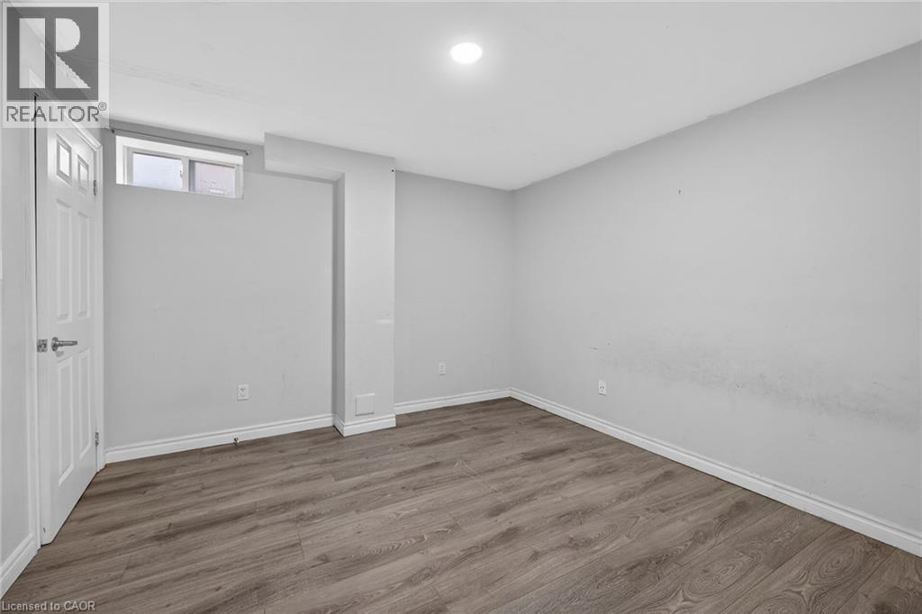 704 Stone Church Road E, Hamilton, ON - Indoor Photo Showing Other Room