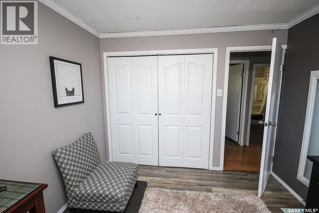 646 Albert Street, Estevan, SK - Indoor
