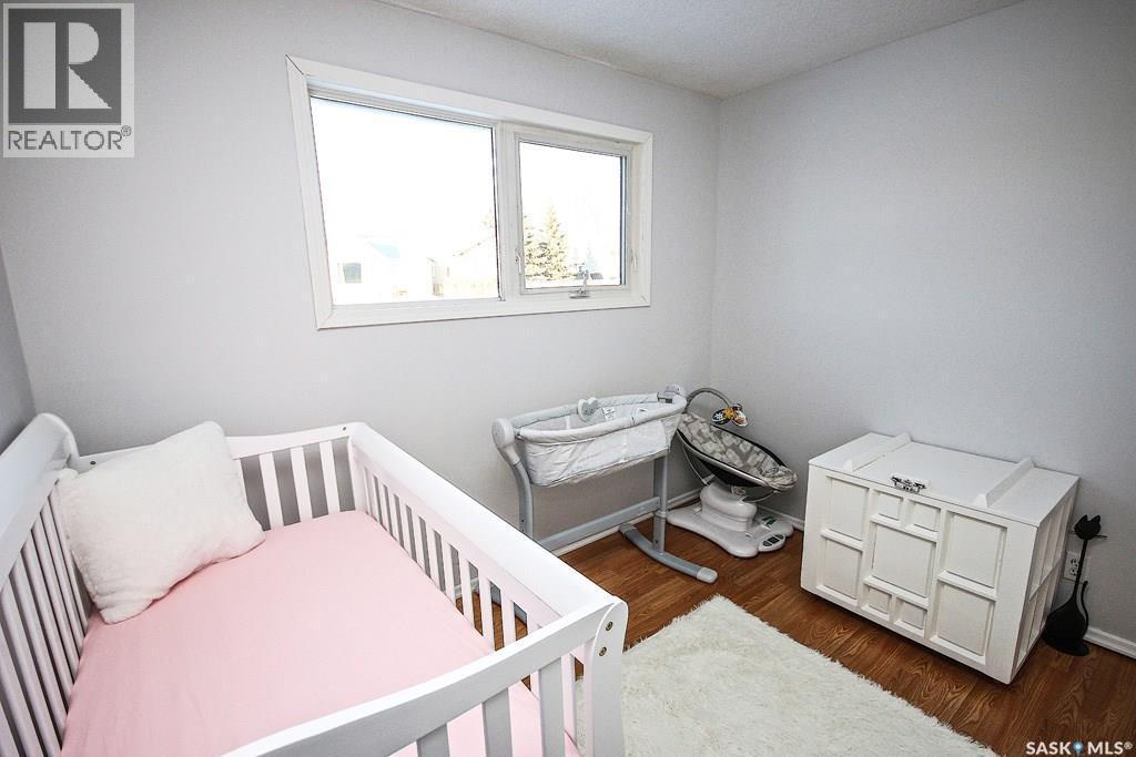 646 Albert Street, Estevan, SK - Indoor Photo Showing Bedroom