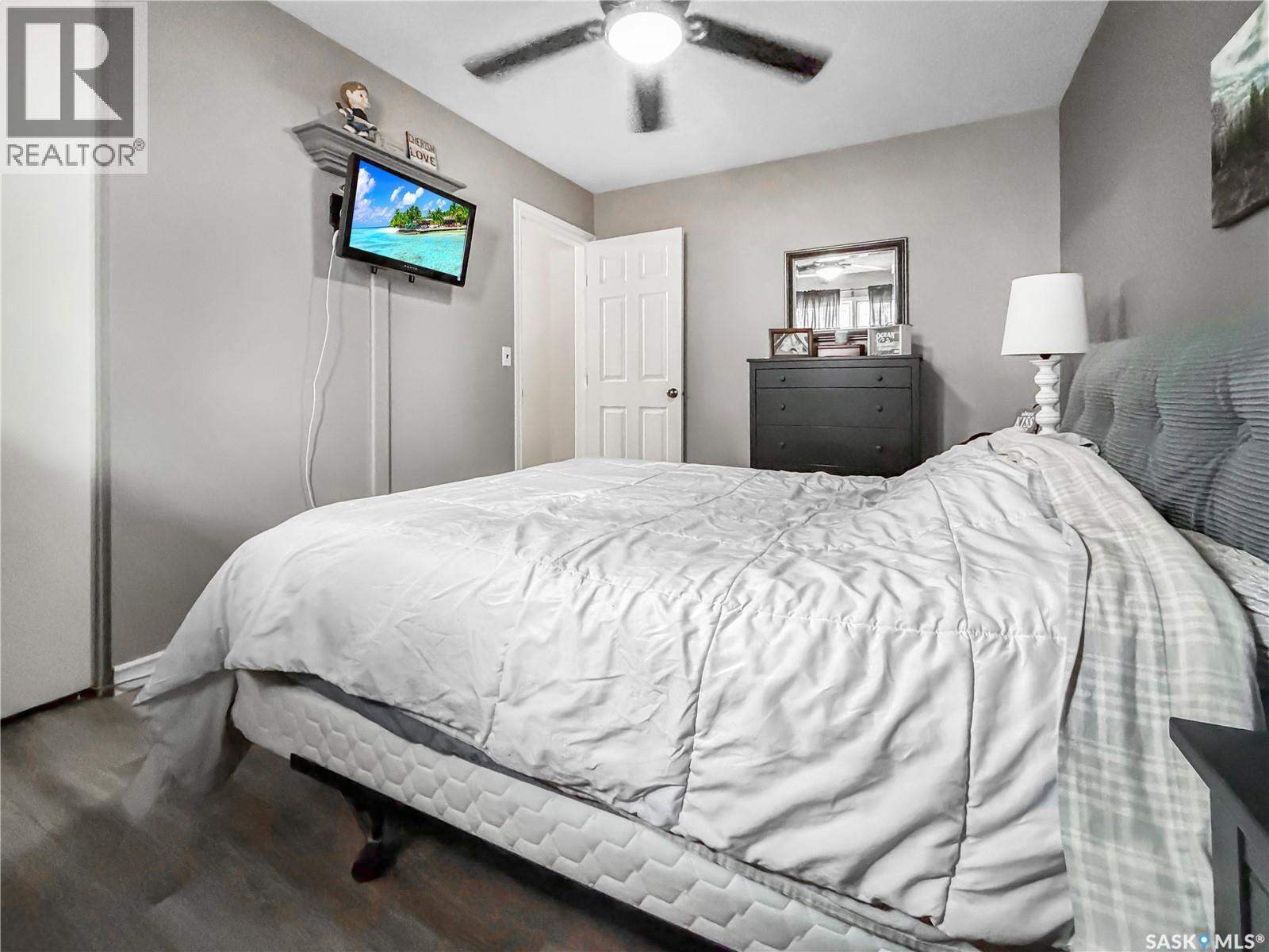 507 Dennis Street, Esterhazy, SK - Indoor Photo Showing Bedroom