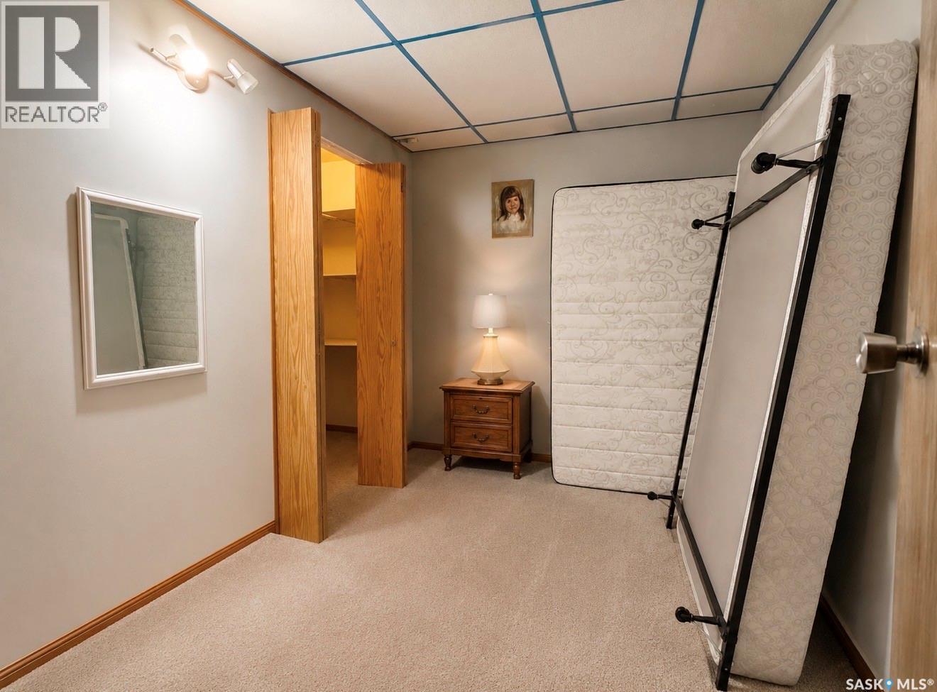 507 Dennis Street, Esterhazy, SK - Indoor Photo Showing Other Room