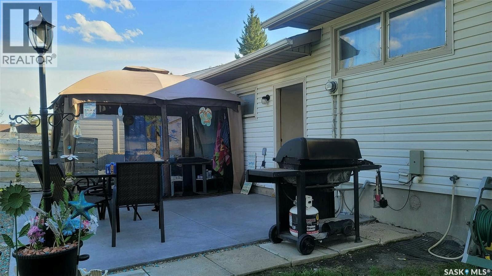 507 Dennis Street, Esterhazy, SK - Outdoor
