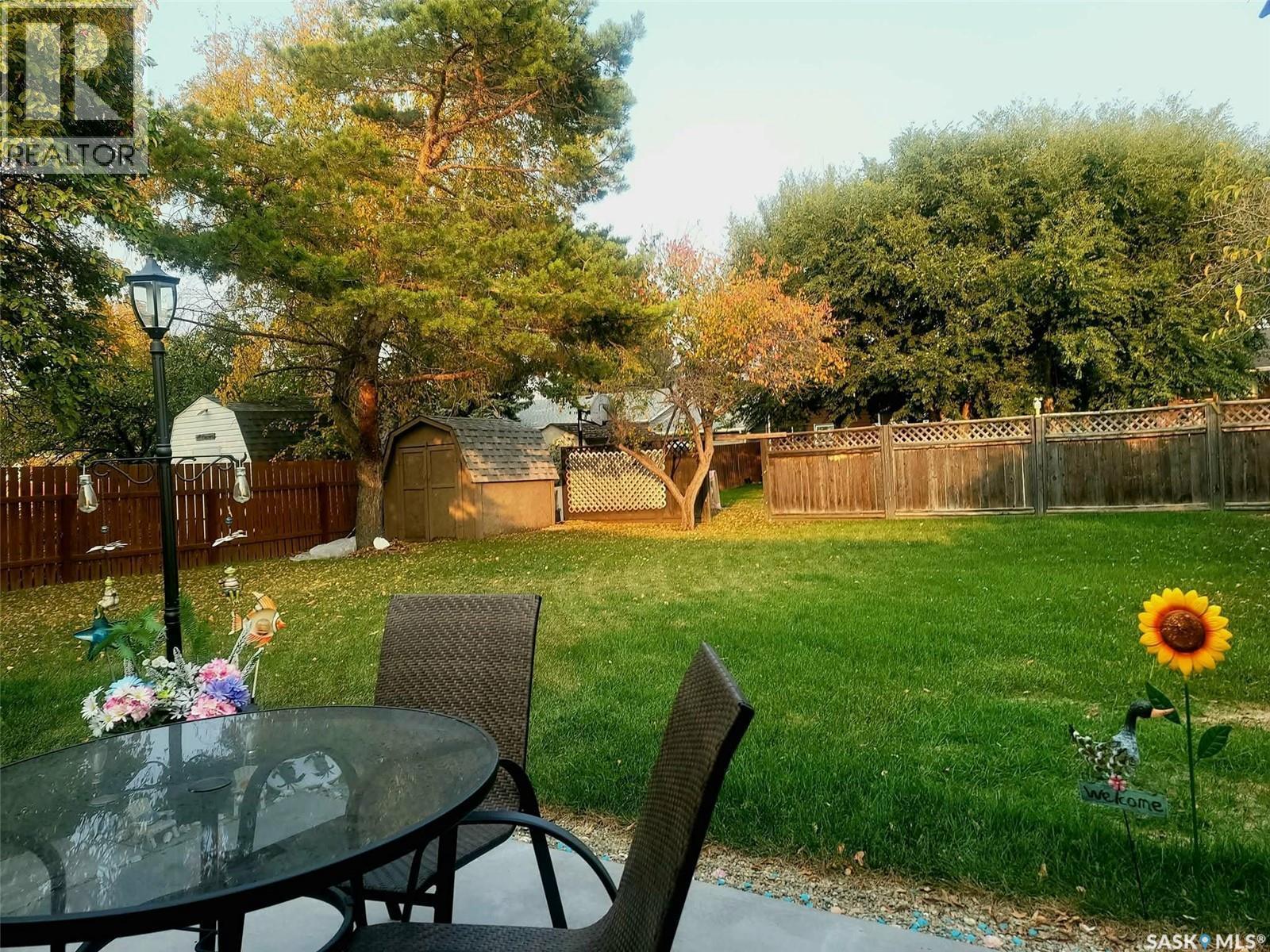 507 Dennis Street, Esterhazy, SK - Outdoor