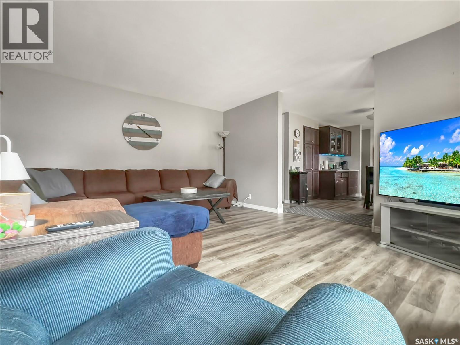507 Dennis Street, Esterhazy, SK - Indoor