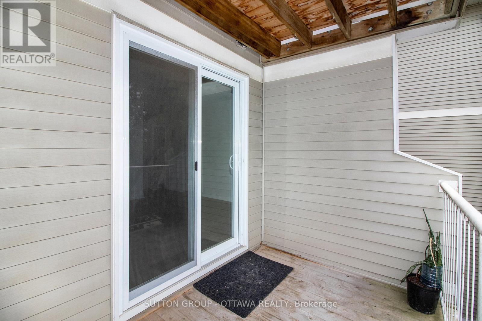 314 - 270 Brittany Drive, Ottawa, ON - Outdoor With Exterior