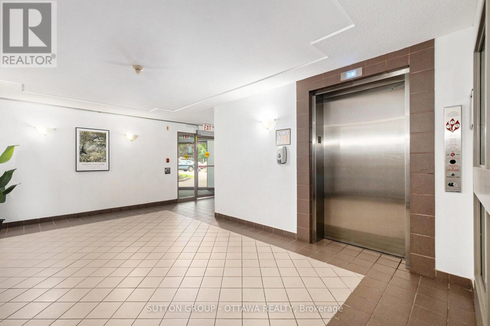 314 - 270 Brittany Drive, Ottawa, ON - Indoor Photo Showing Other Room