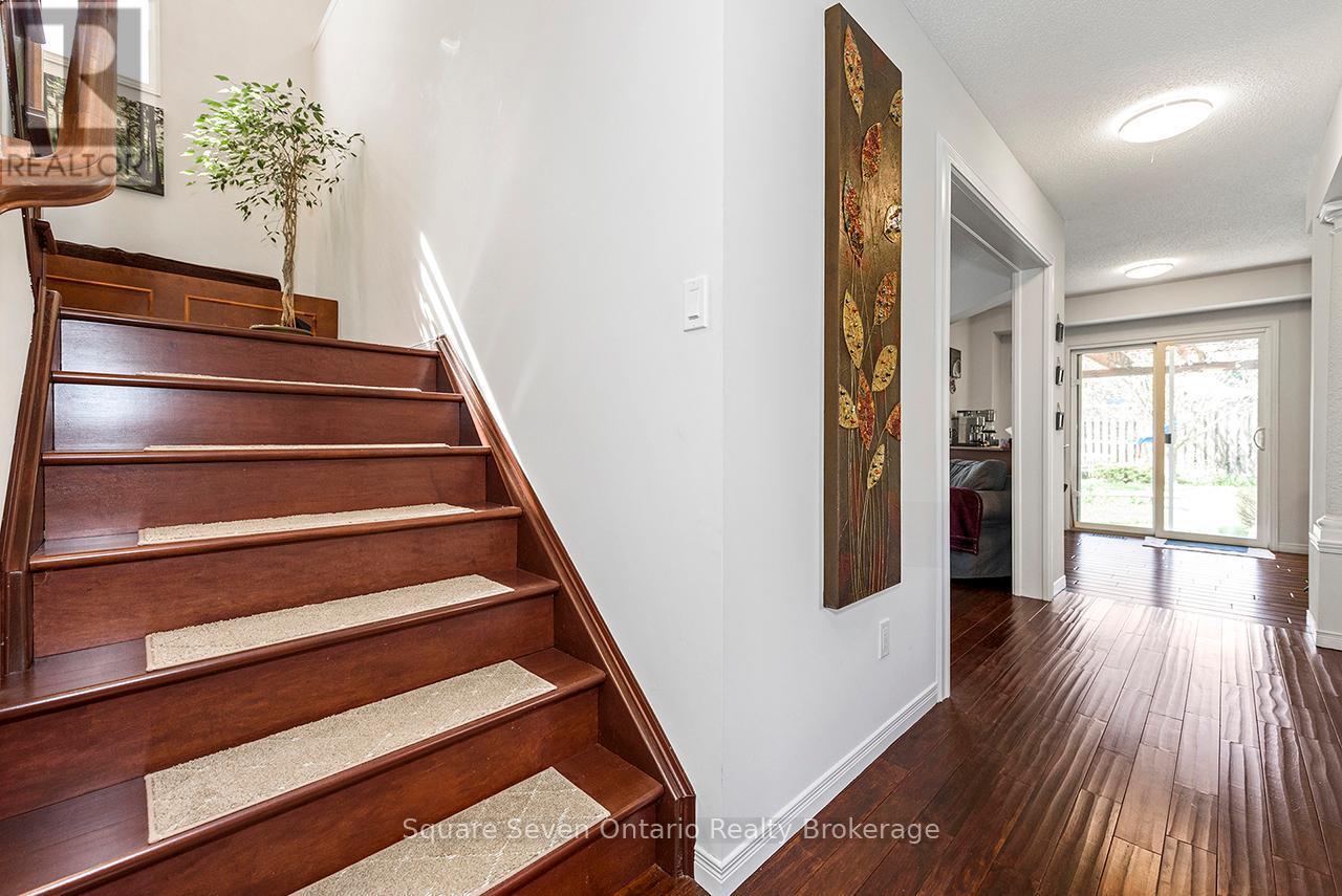635 Commonwealth Crescent, Kitchener, ON - Indoor Photo Showing Other Room