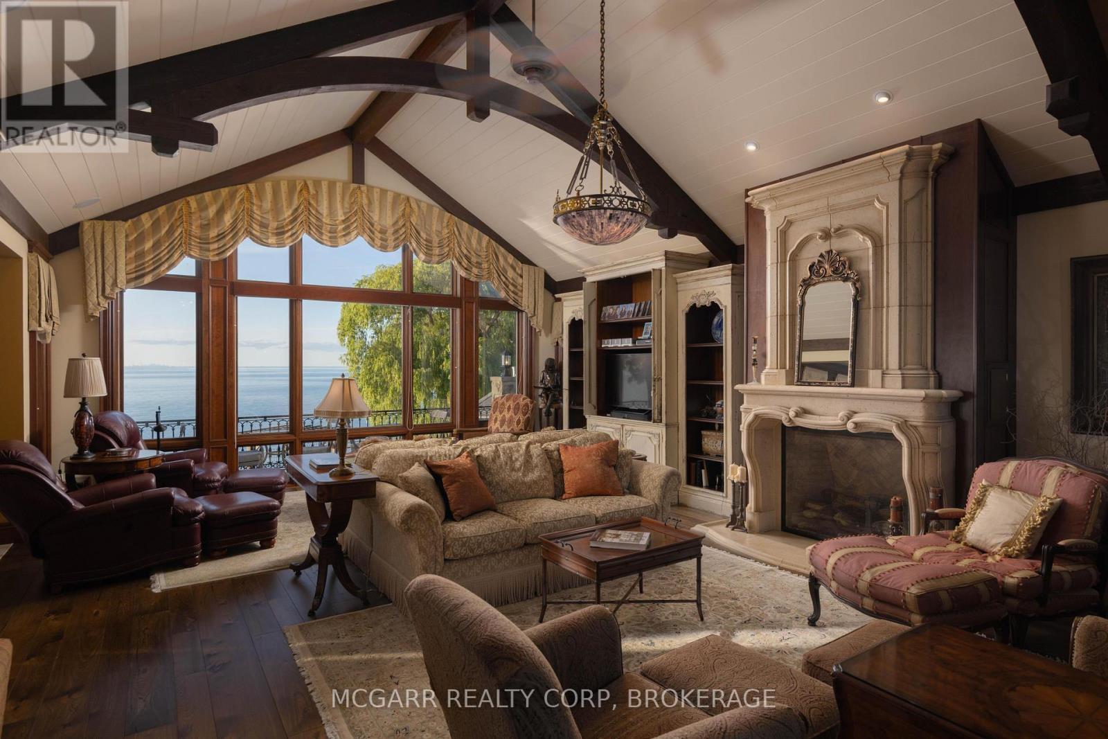 Vaulted ceilings with wood beams - 89 October Drive, St. Catharines (Lakeshore), ON - Indoor Photo Showing Living Room