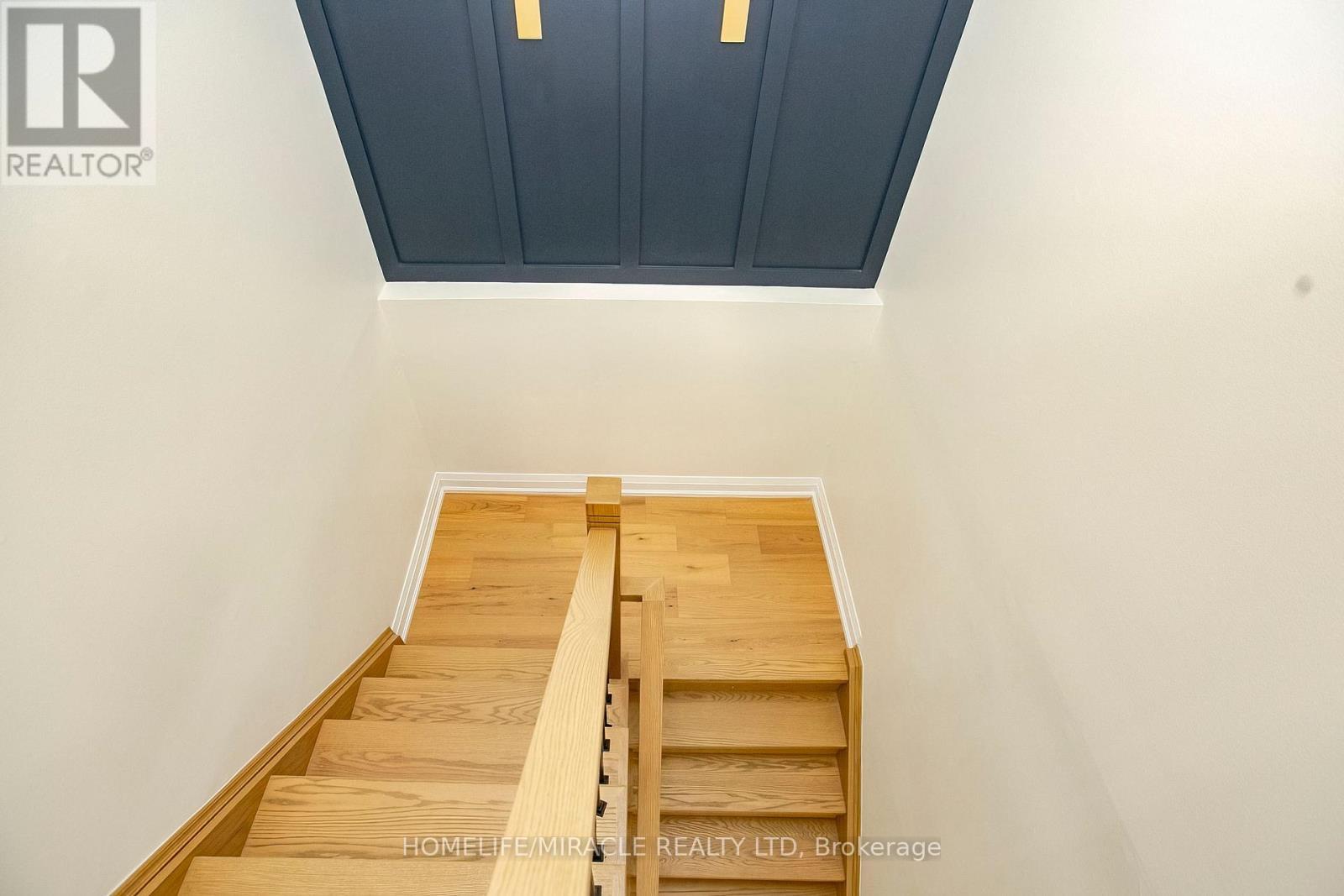 52 Foxacre Row, Brampton, ON - Indoor Photo Showing Other Room