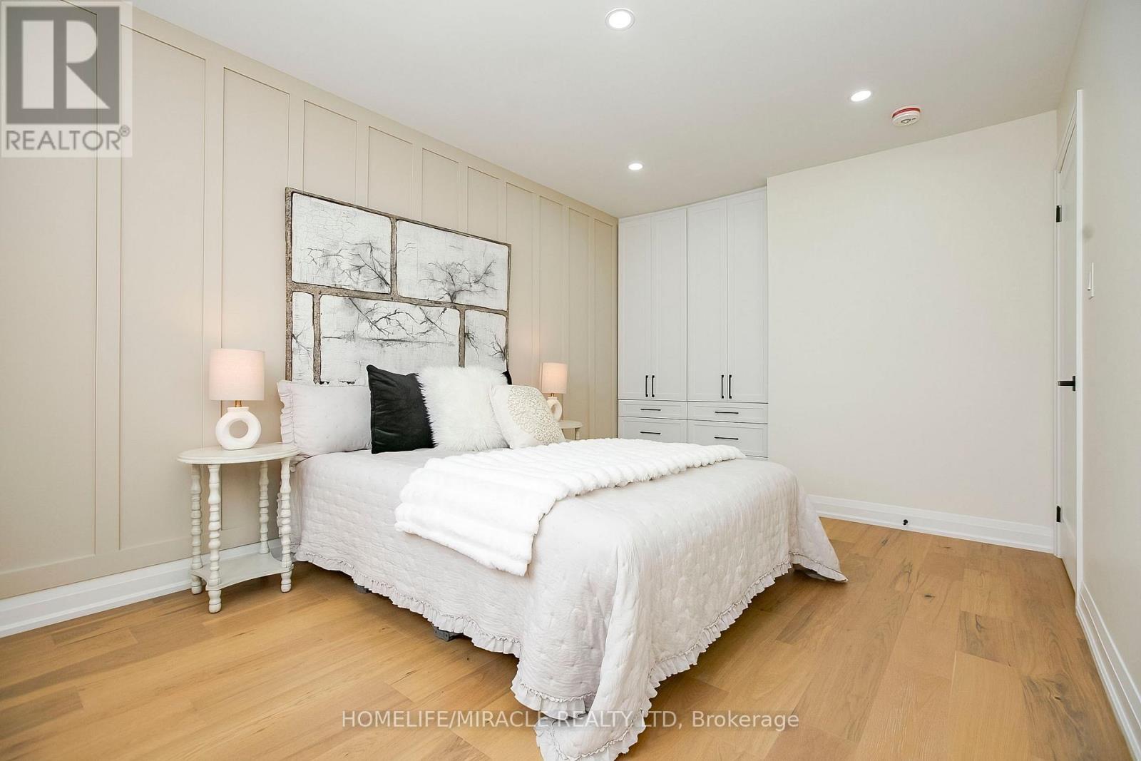 52 Foxacre Row, Brampton, ON - Indoor Photo Showing Bedroom