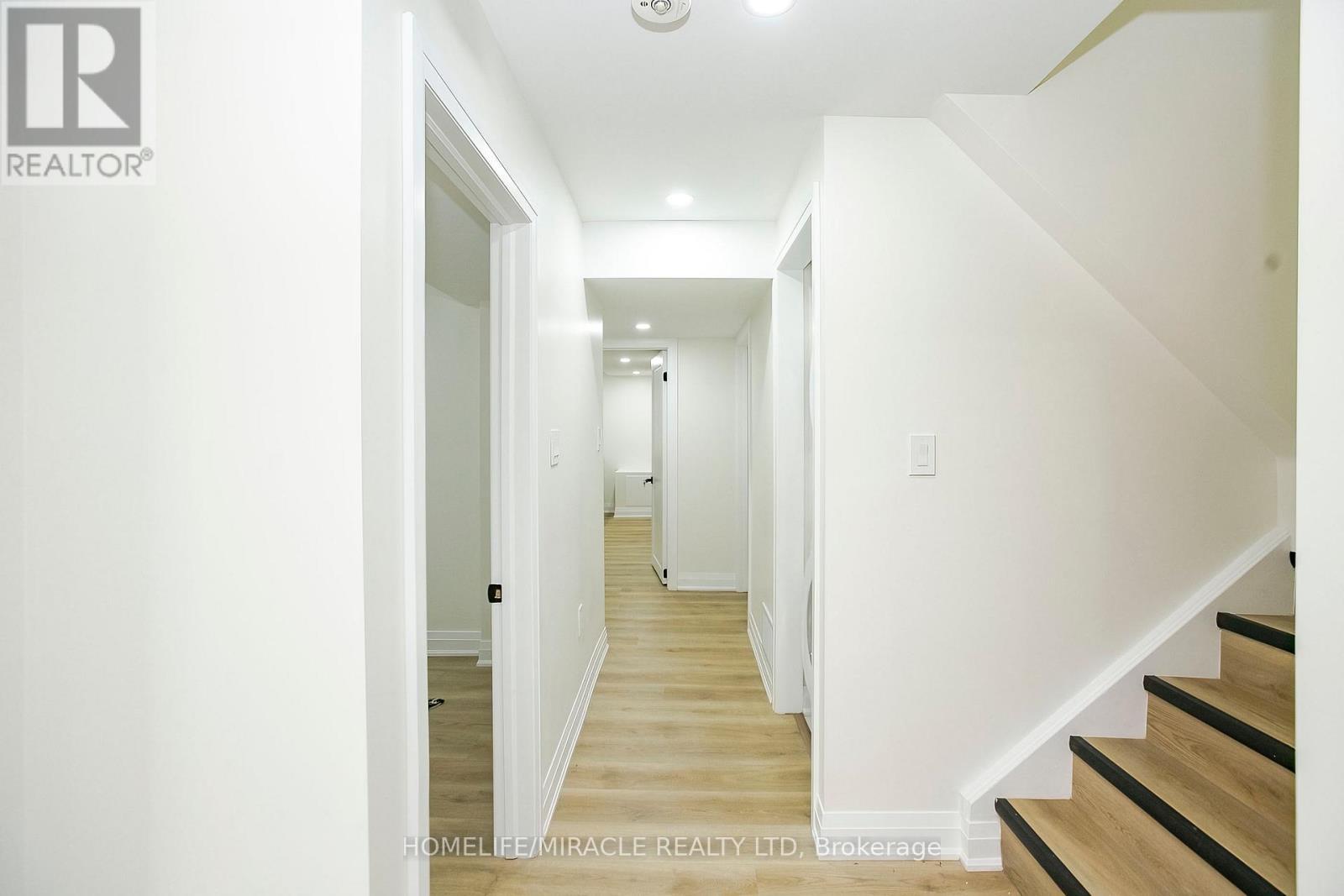 52 Foxacre Row, Brampton, ON - Indoor Photo Showing Other Room