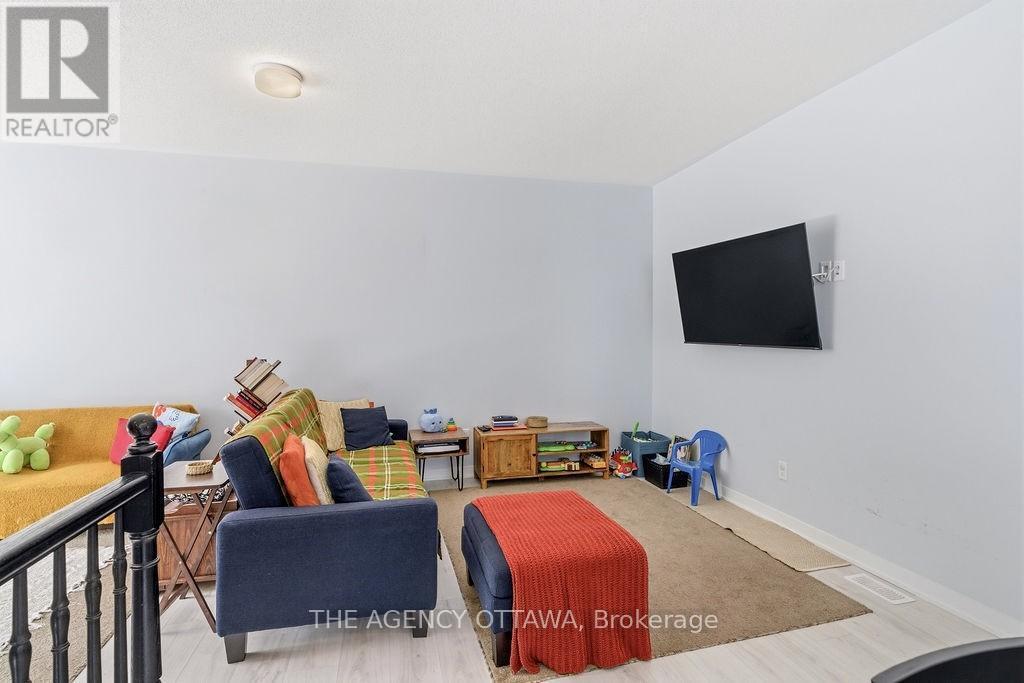 920 Nova Private, Ottawa, ON - Indoor Photo Showing Other Room