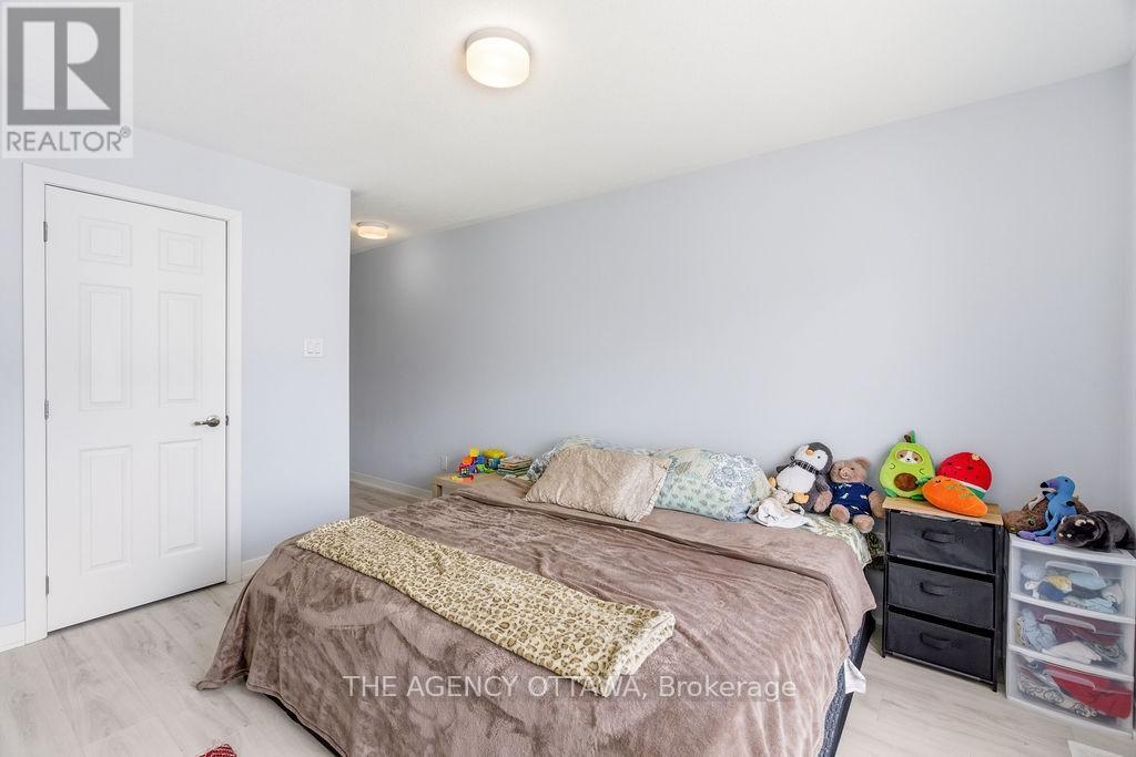 Primary Bedroom - 920 Nova Private, Ottawa, ON - Indoor Photo Showing Bedroom