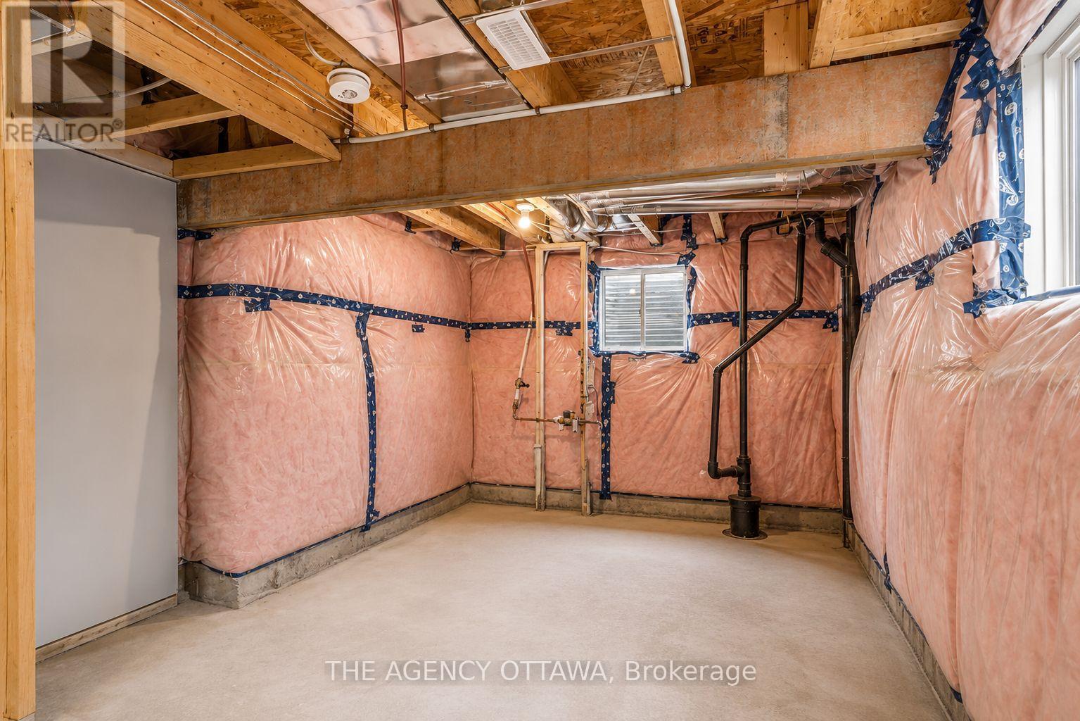 920 Nova Private, Ottawa, ON - Indoor Photo Showing Basement