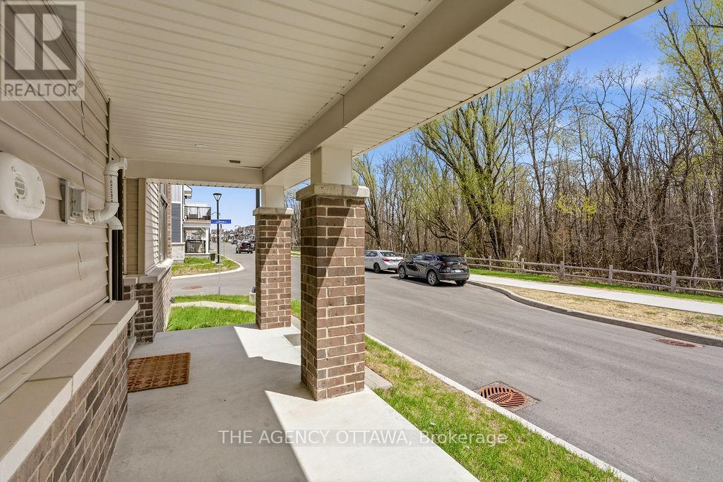 920 Nova Private, Ottawa, ON - Outdoor