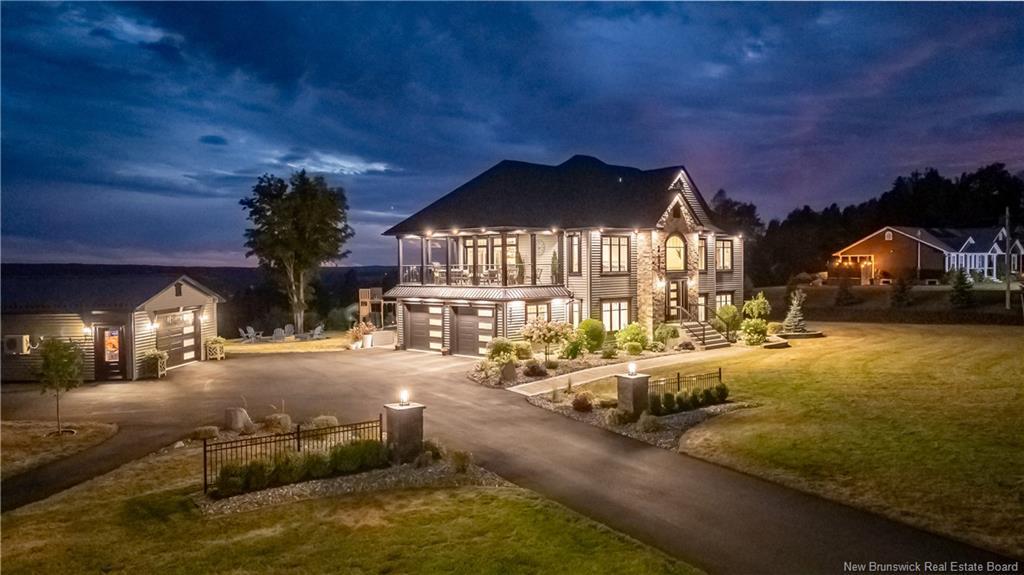 207 Carlisle Rd, Douglas, NB