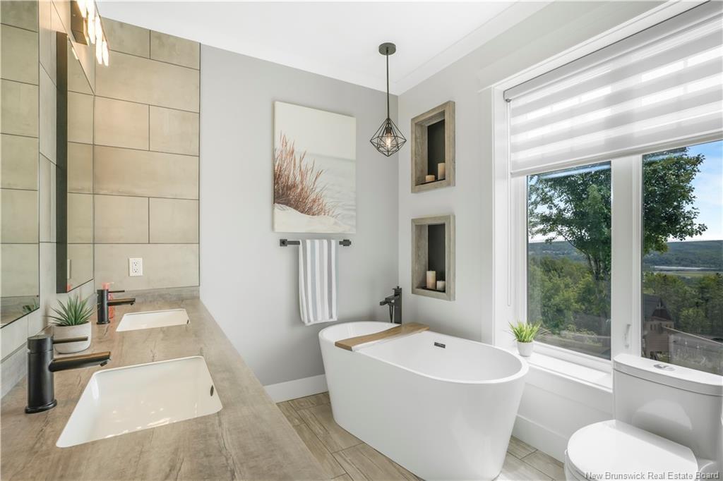 207 Carlisle Rd, Douglas, NB