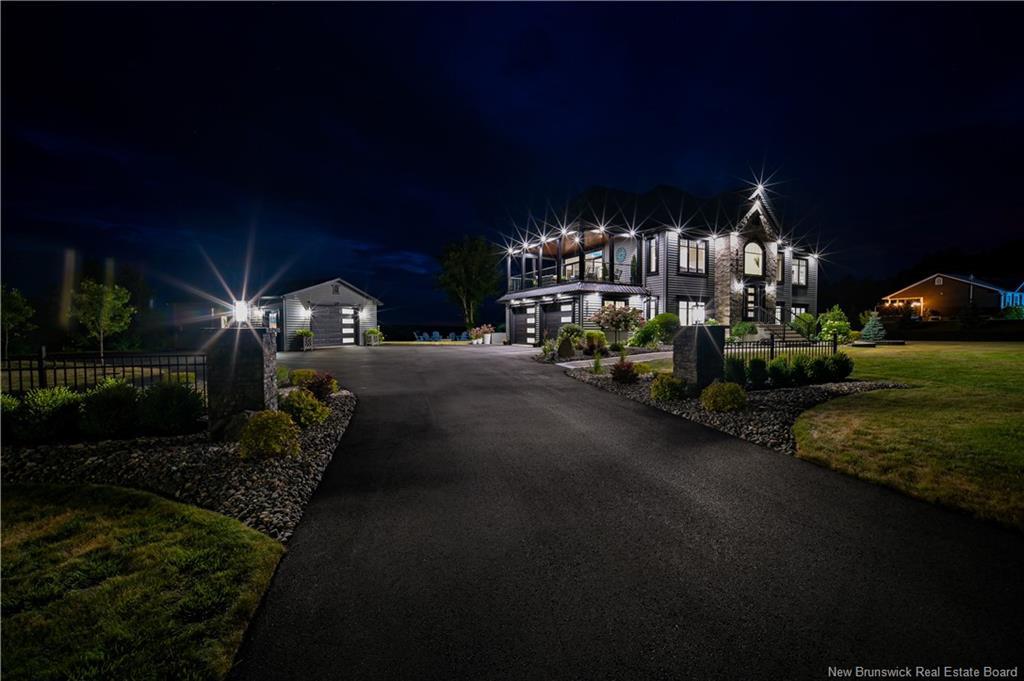 207 Carlisle Rd, Douglas, NB