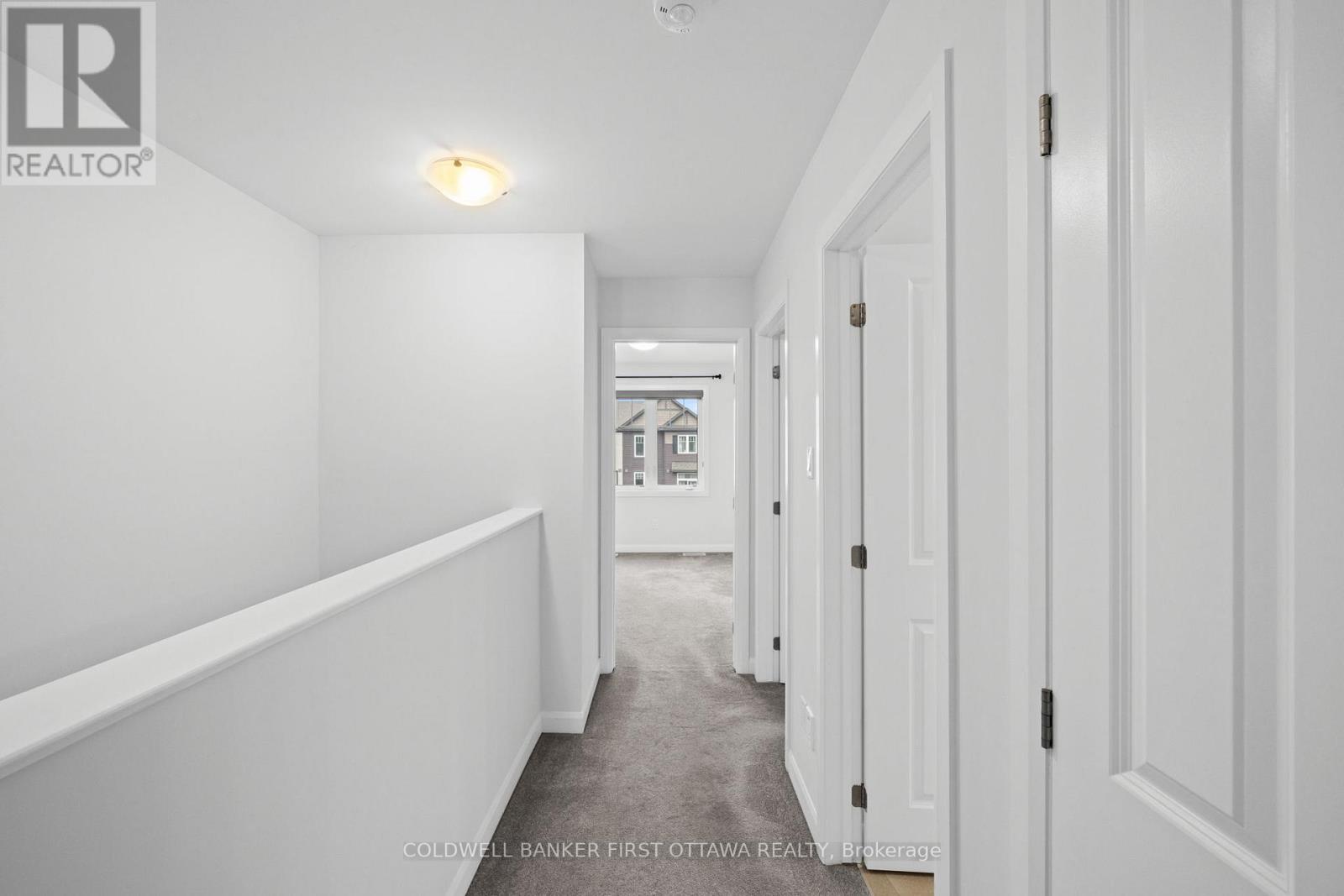 511 Clemency Crescent, Ottawa, ON - Indoor Photo Showing Other Room